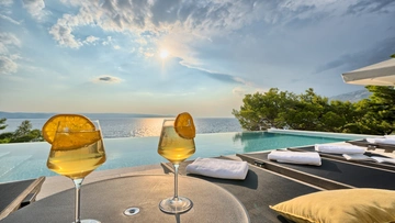 Brela 5-Bedroom Beachfront Villa for 10