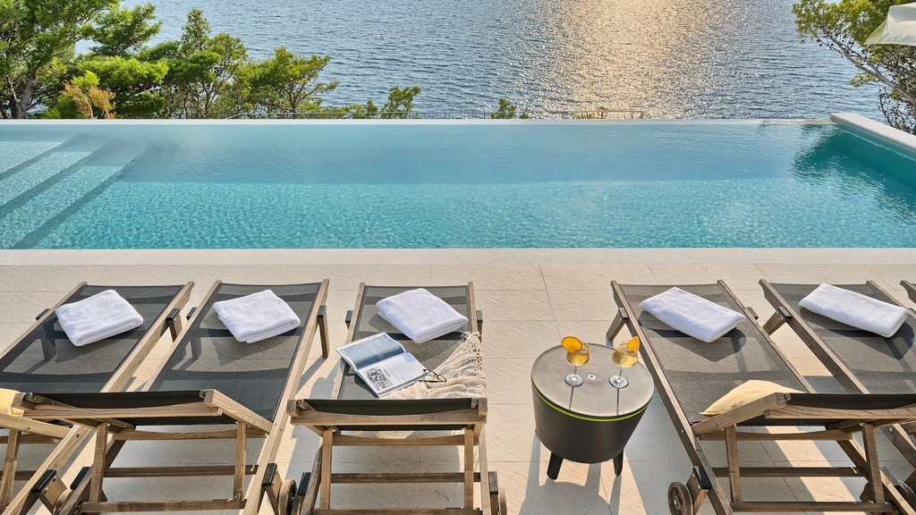Brela 5-Bedroom Beachfront Villa for 10