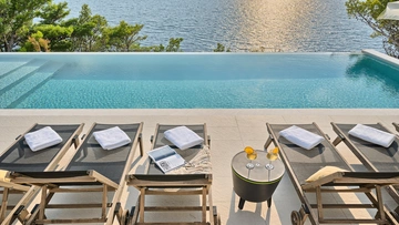 Brela 5-Bedroom Beachfront Villa for 10