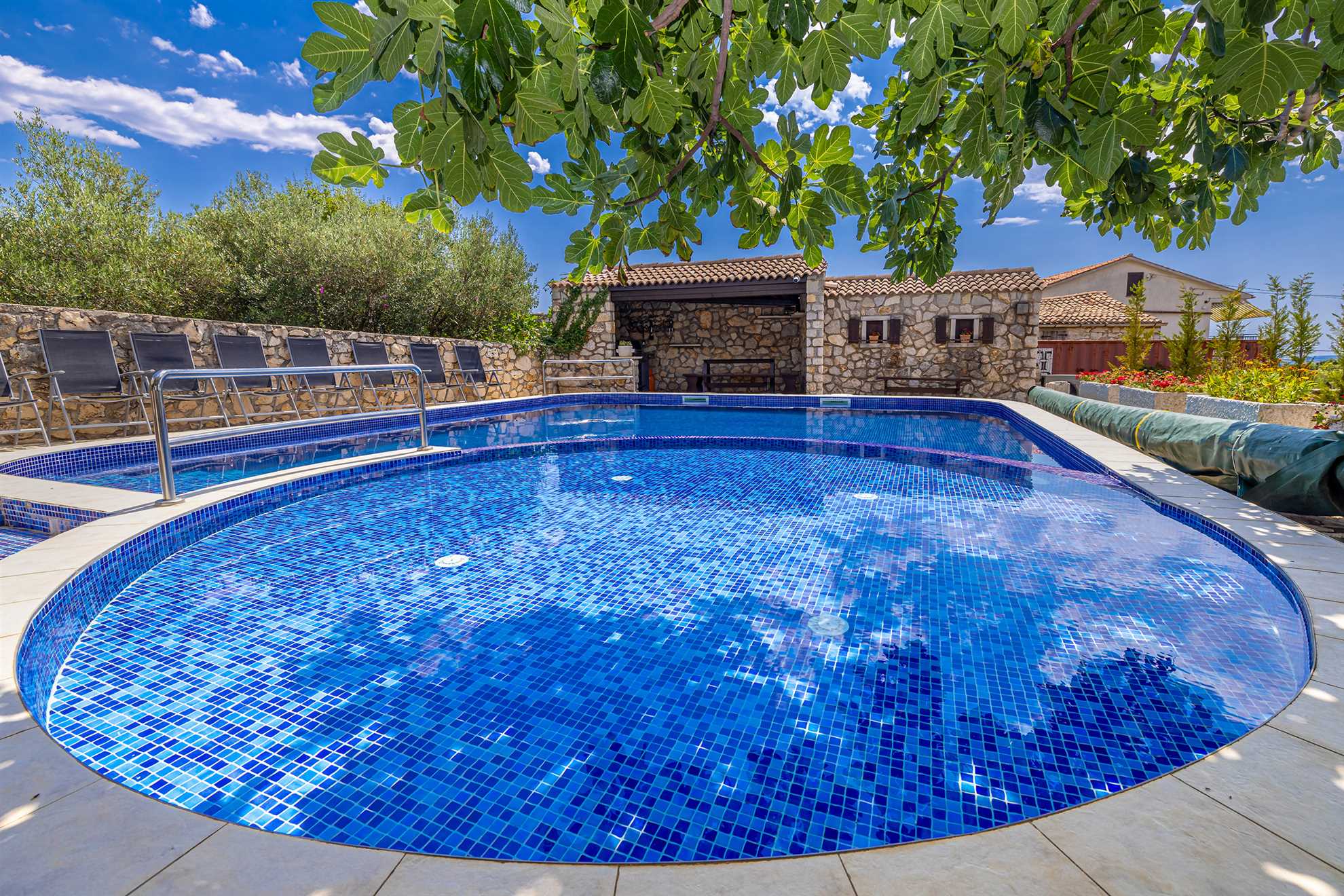 Villa Haya - apartment MANDARINA with heated pool