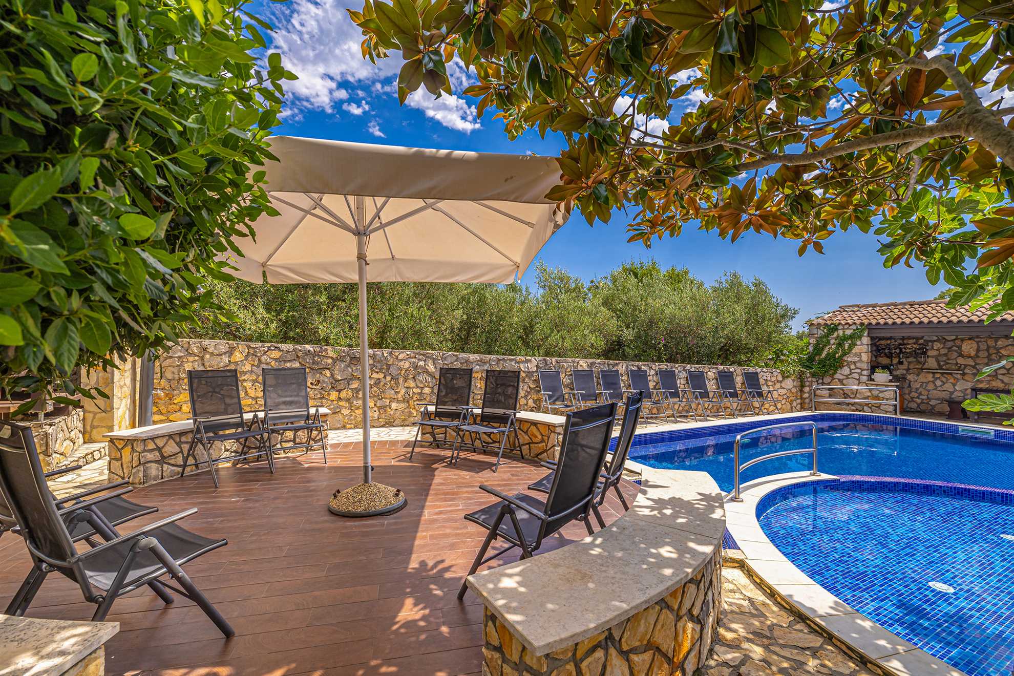 Villa Haya - apartment MANDARINA with heated pool