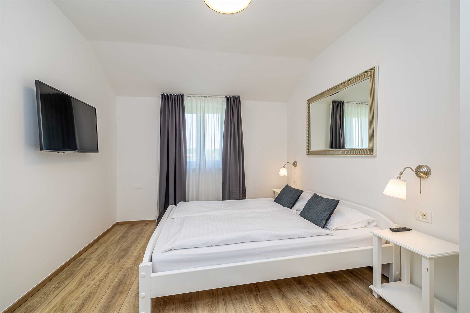 Villa Haya - Wohnung KAMELIJA mit beheiztem Pool