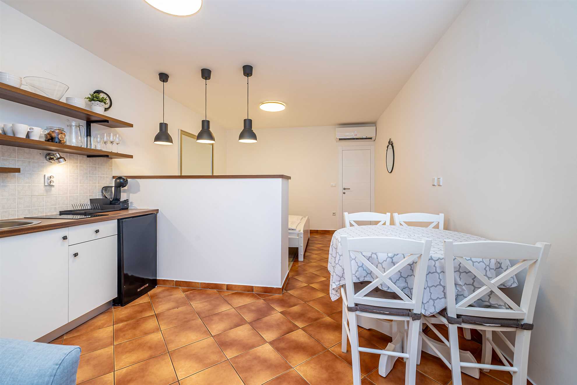 Villa Haya - studio apartment MASLINA with heated pool