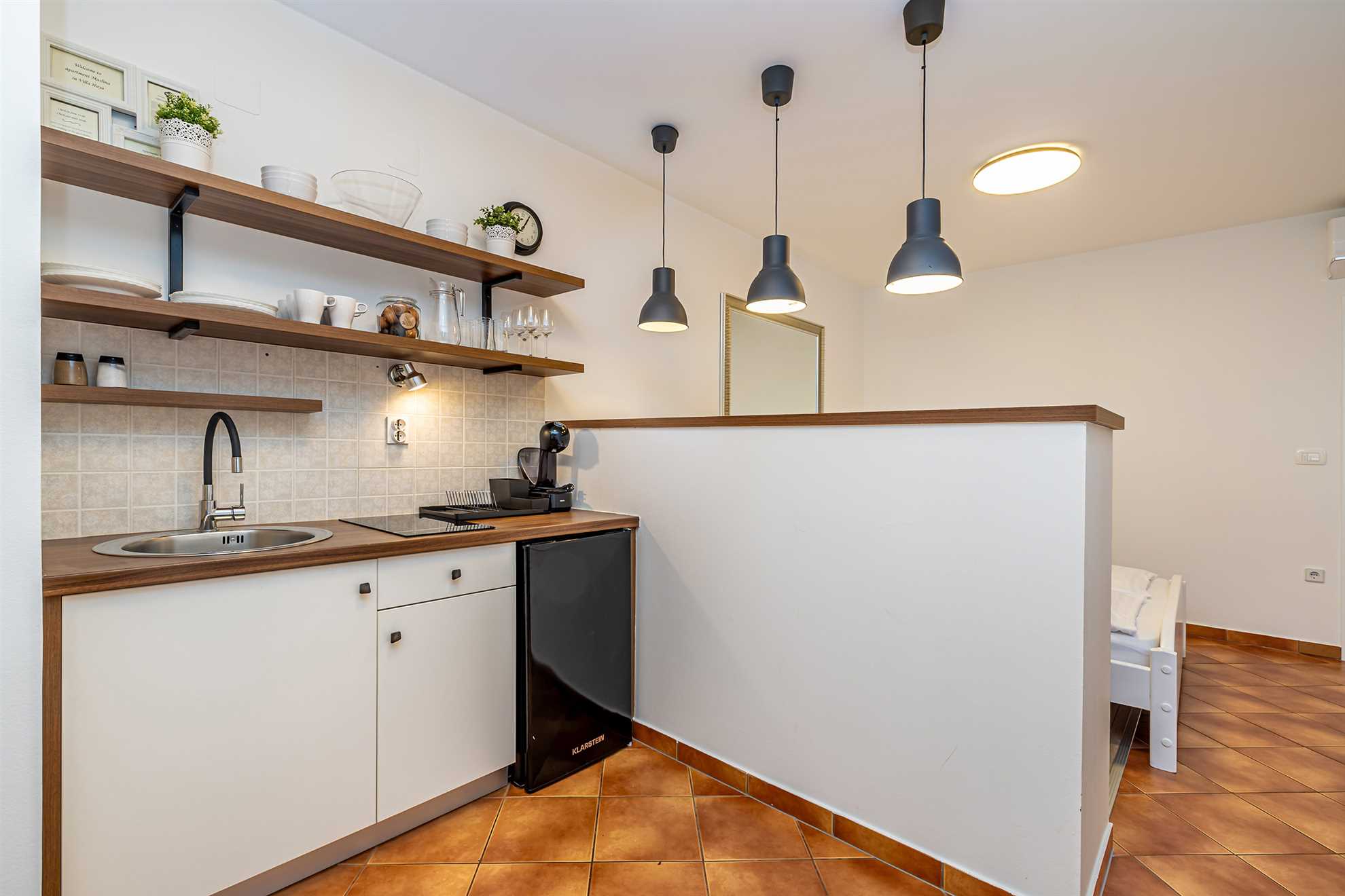 Villa Haya - studio apartment MASLINA with heated pool