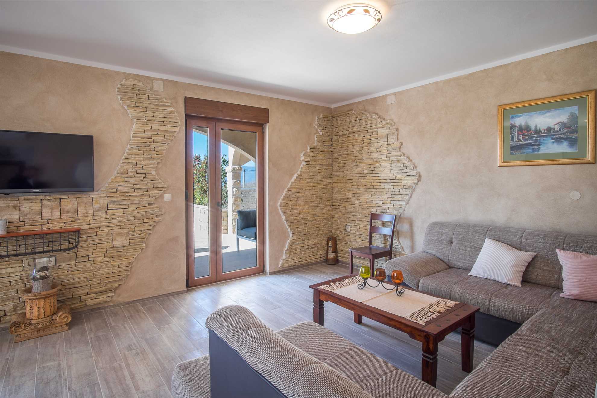 Modern and attractive holiday house DIJANA