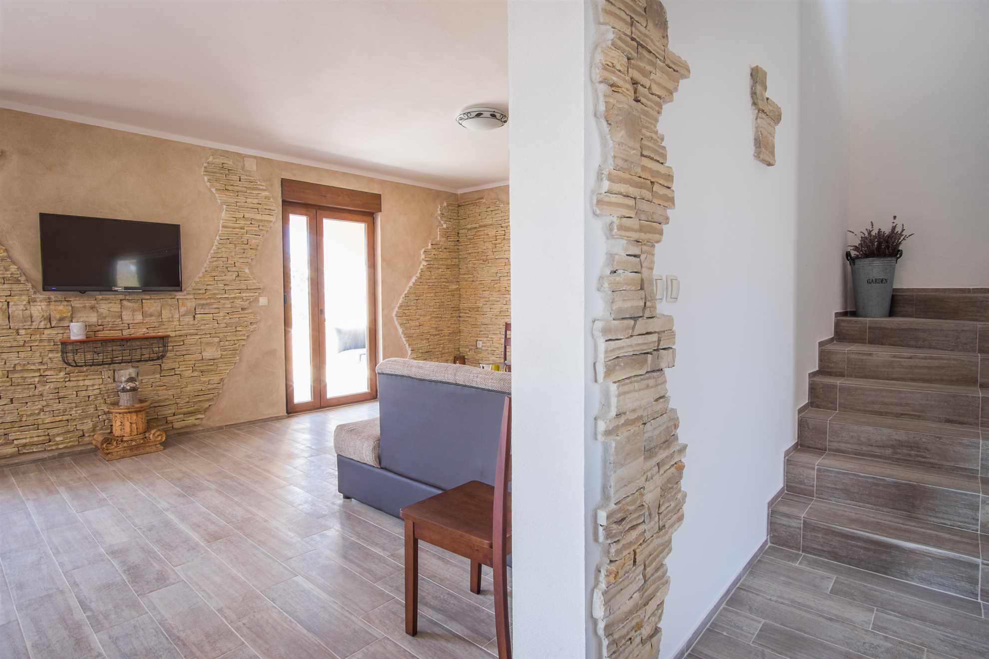 Modern and attractive holiday house DIJANA