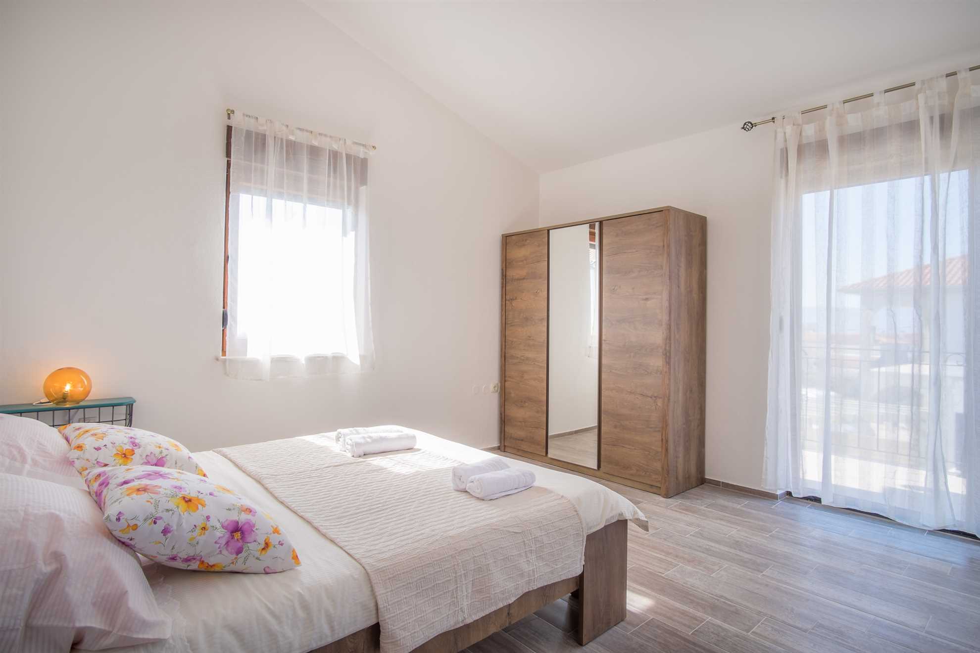 Modern and attractive holiday house DIJANA