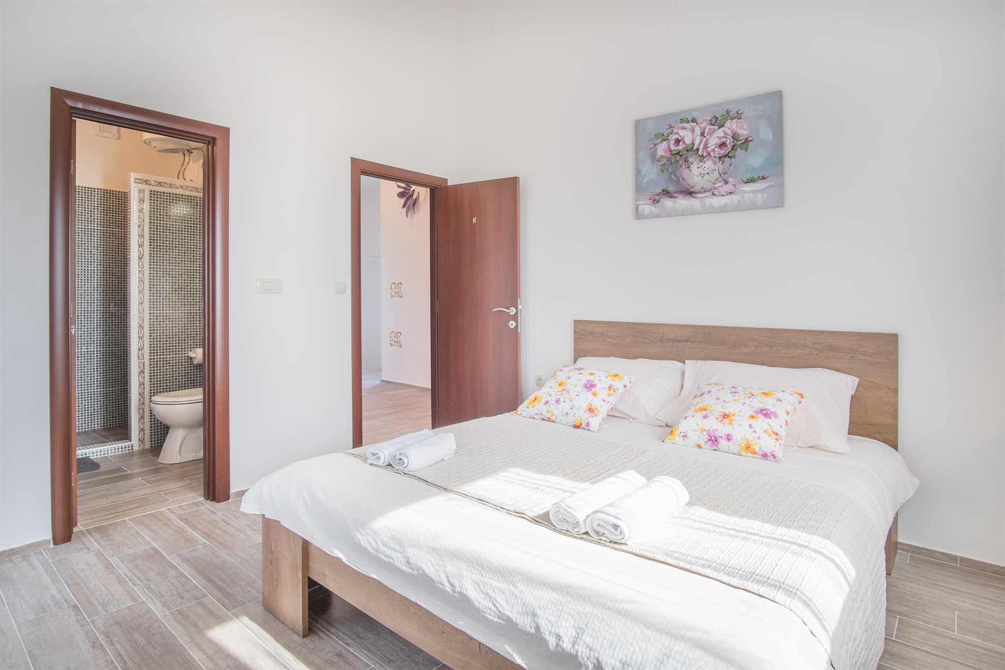 Modern and attractive holiday house DIJANA