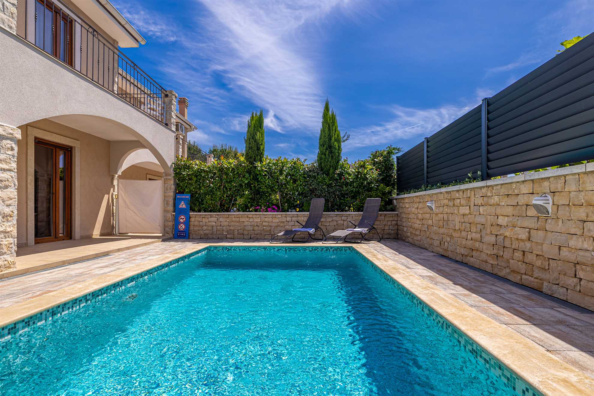 Ferienhaus Dijana mit Pool