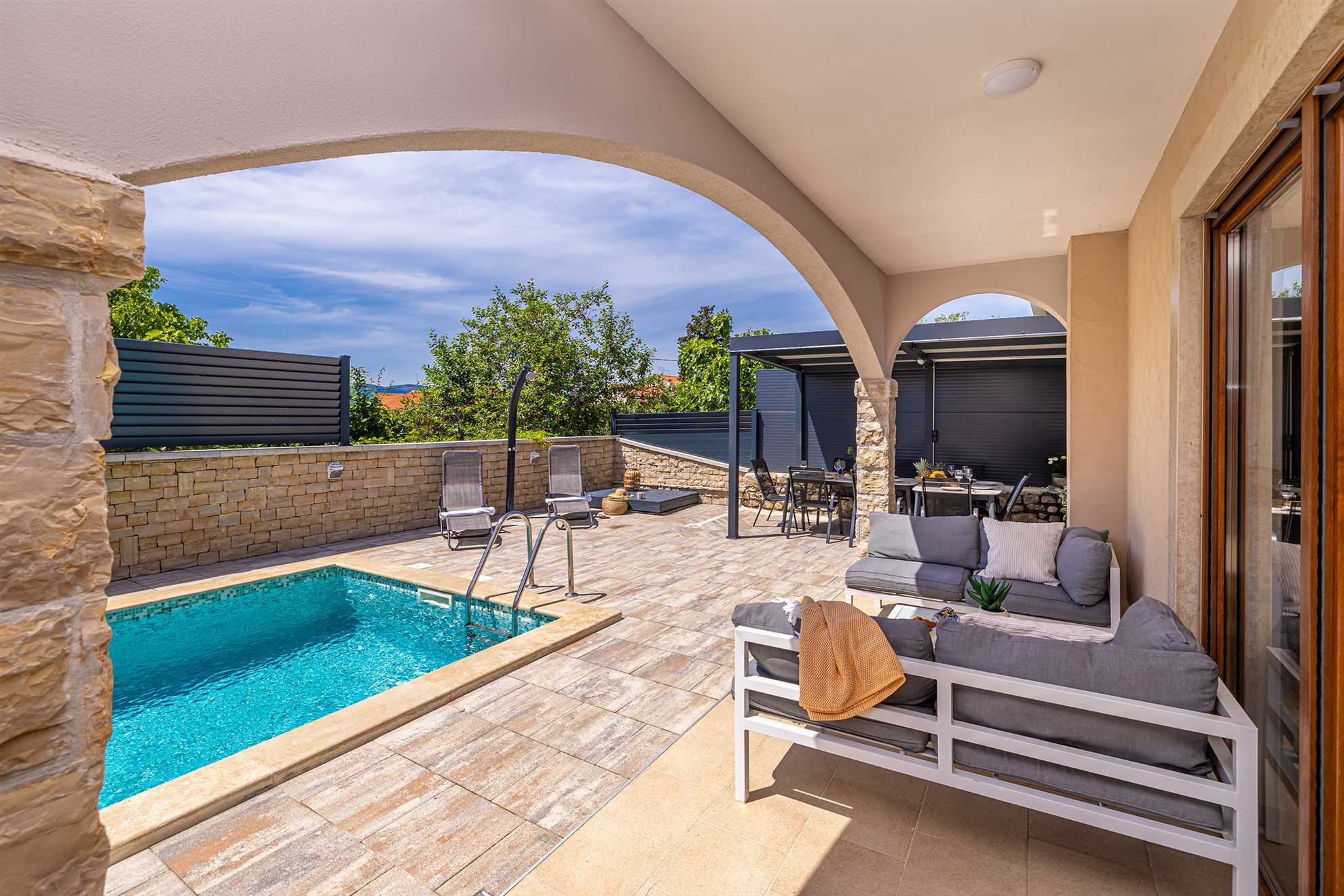 Ferienhaus Dijana mit Pool