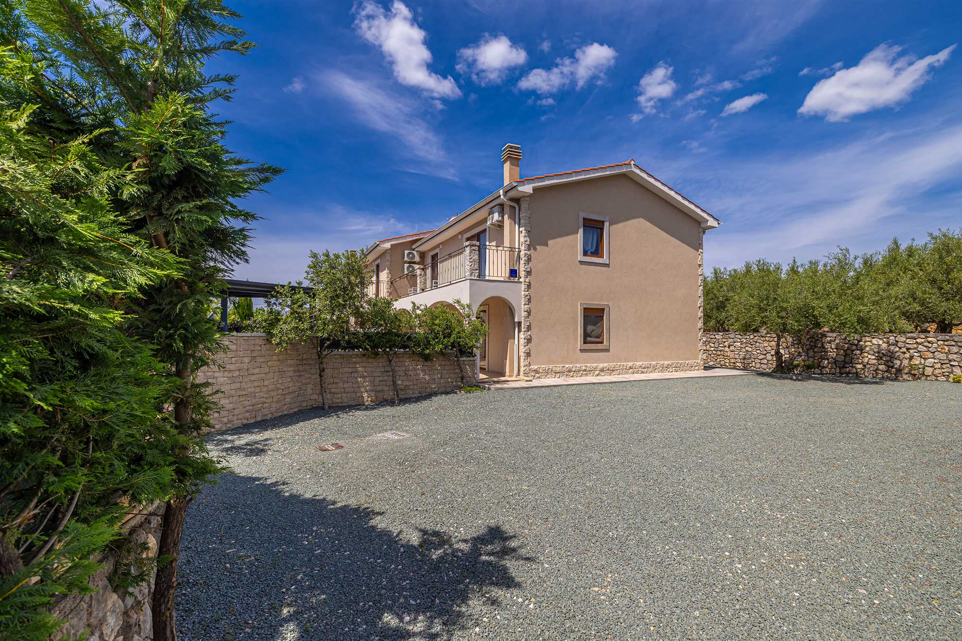 Ferienhaus Dijana mit Pool
