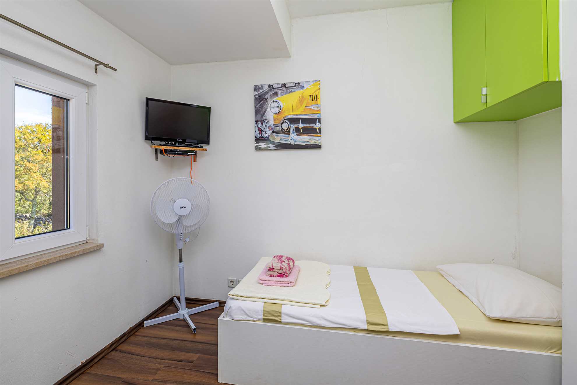 Kuća za odmor NOVKOVIĆ sa okućnicom