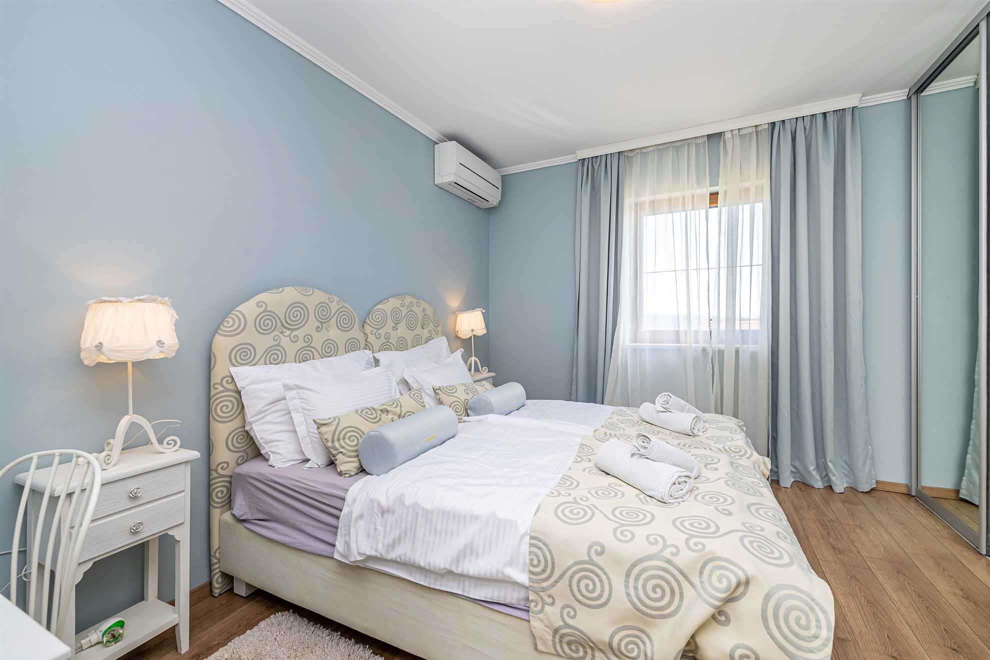 Luxury villa RUSTICA with private pool, jacuzzi and outdoor sauna