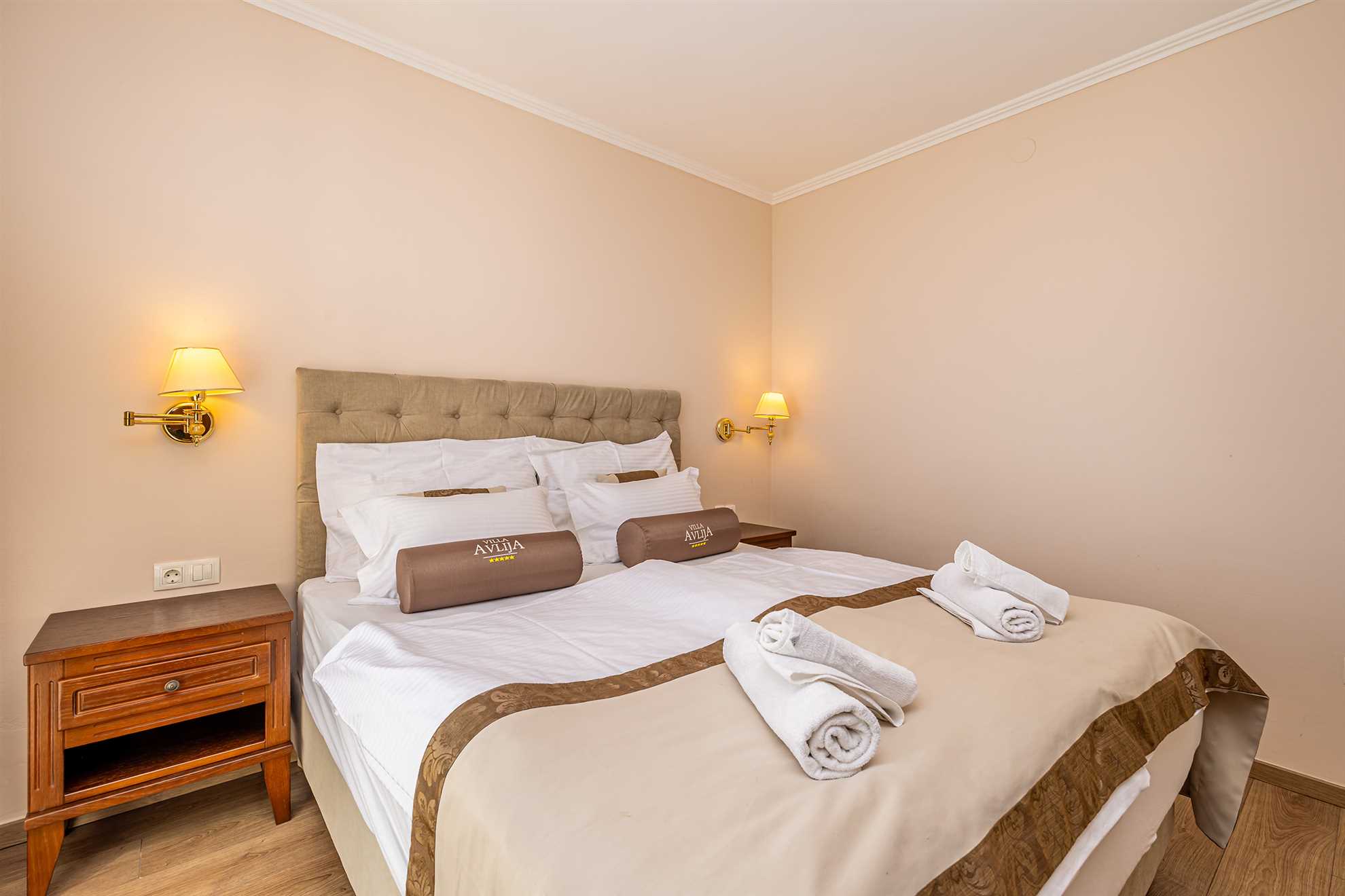 Luxury villa RUSTICA with private pool, jacuzzi and outdoor sauna