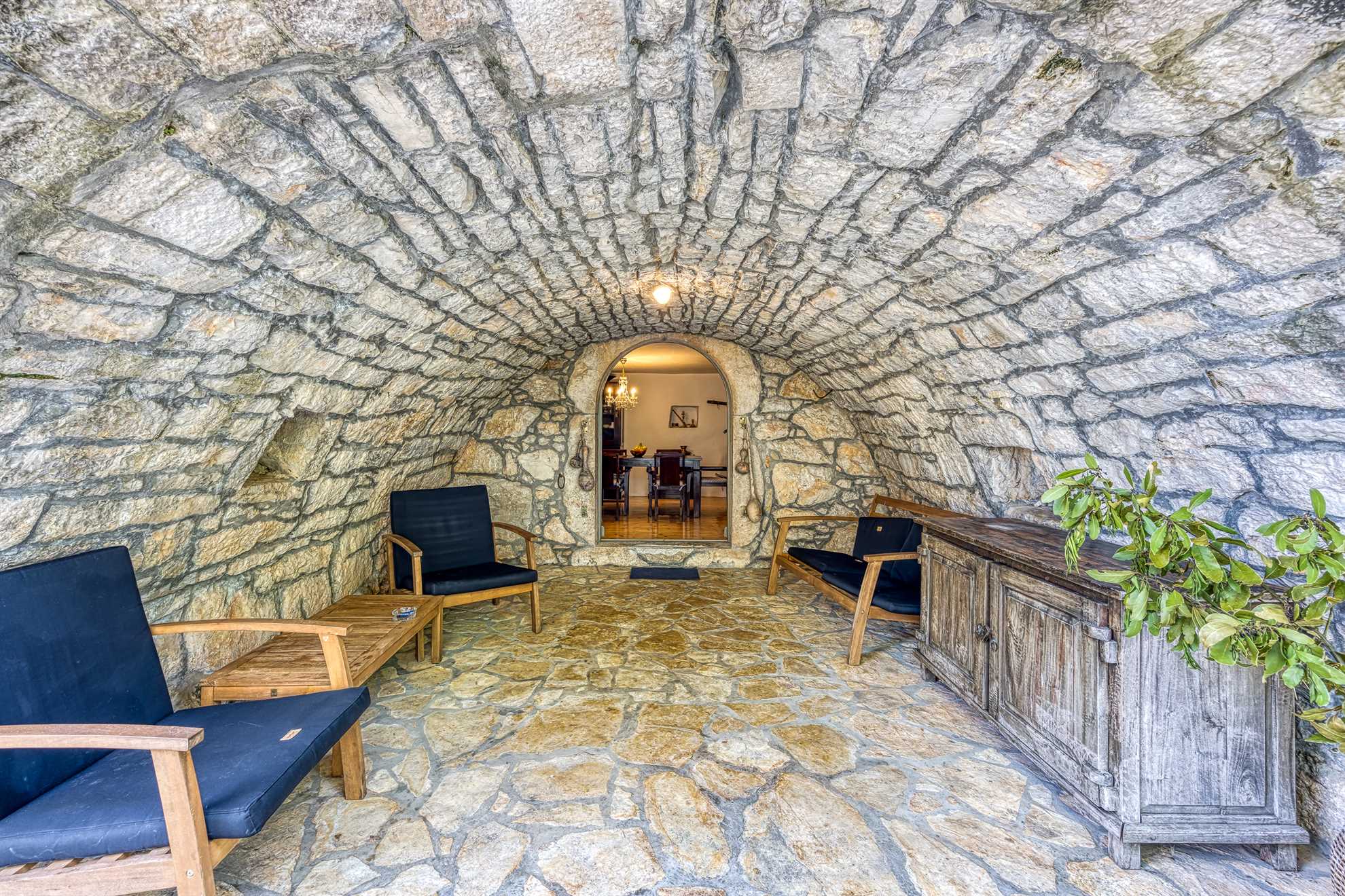 Beautiful stone holiday house MENTA I