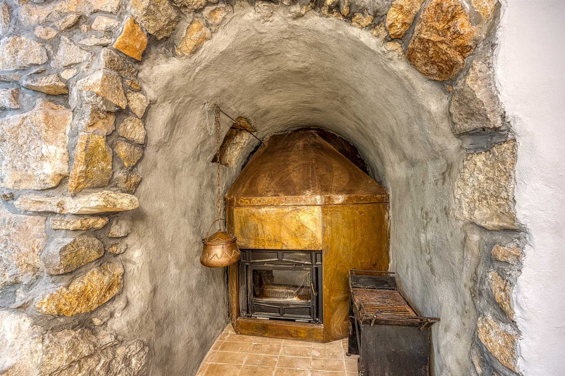 Beautiful stone holiday house MENTA I