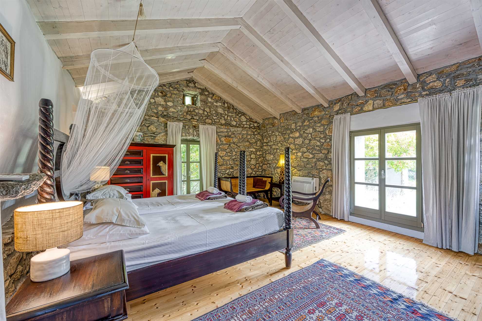 Beautiful stone holiday house MENTA I