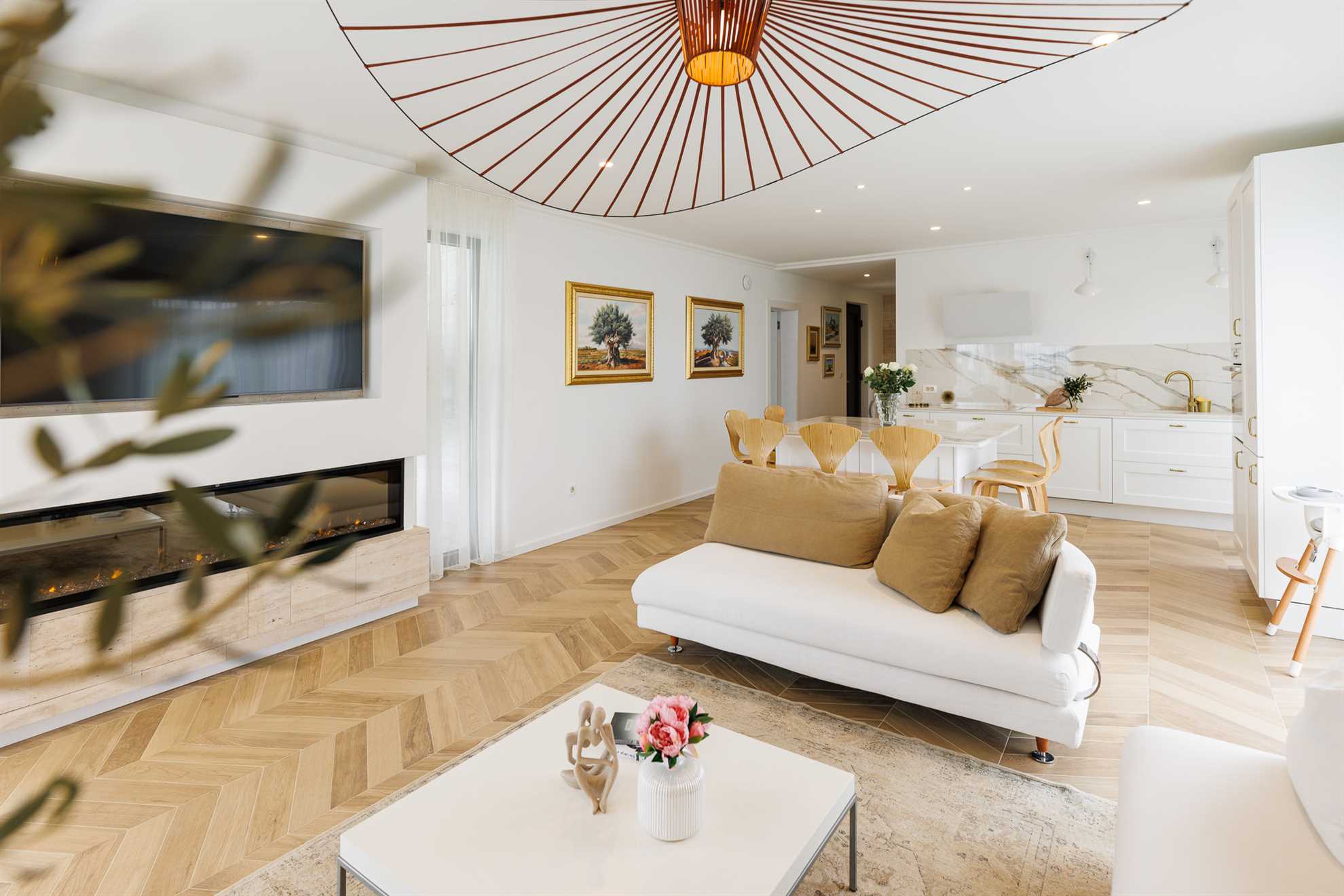 Villa CASA LEI s grijanim bazenom, jacuzzijem i saunom