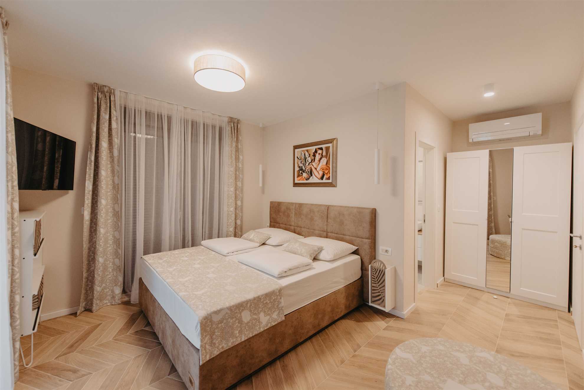 Villa CASA LEI s grijanim bazenom, jacuzzijem i saunom