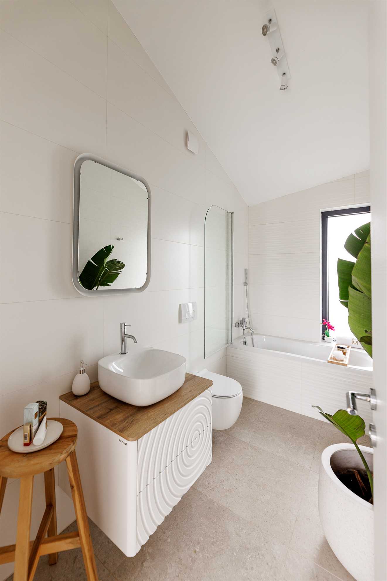 Villa CASA LEI s grijanim bazenom, jacuzzijem i saunom