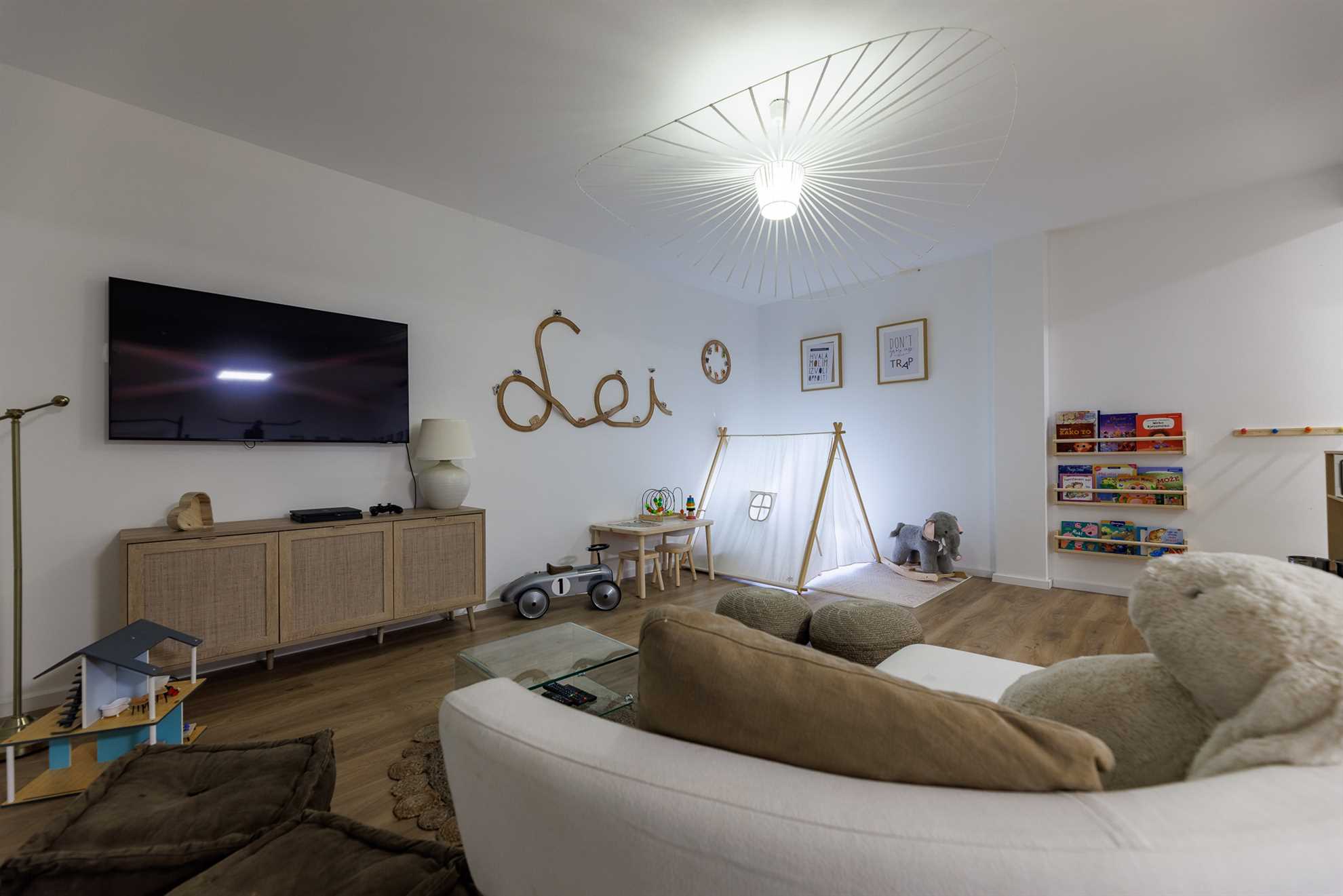 Villa CASA LEI s grijanim bazenom, jacuzzijem i saunom