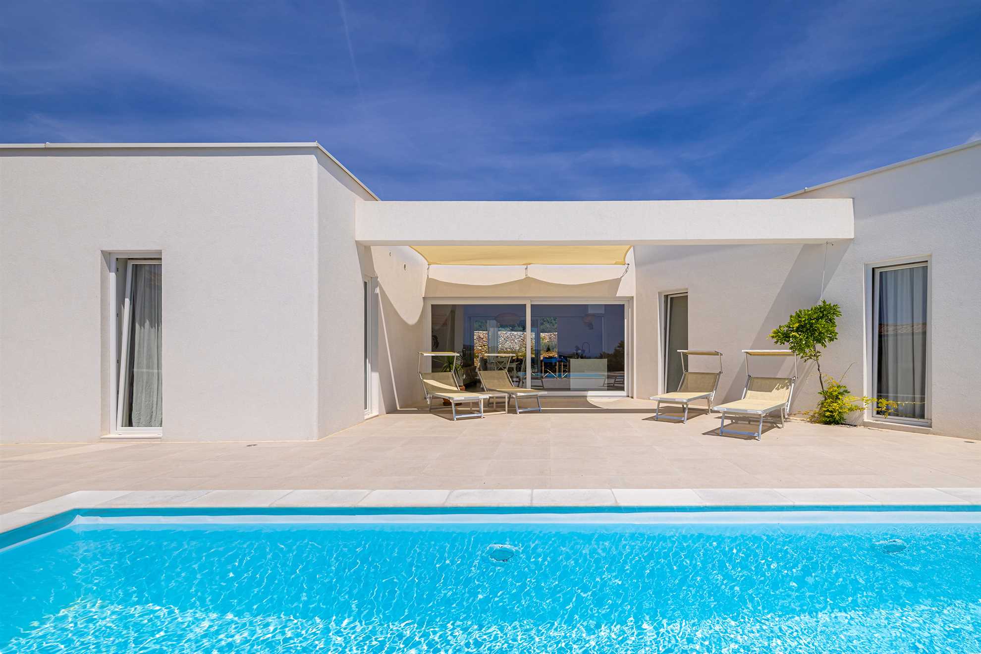 Villa MENTA IV with pool