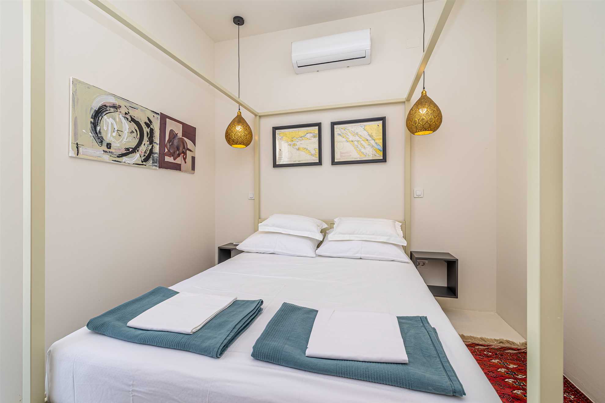 Villa MENTA IV with pool