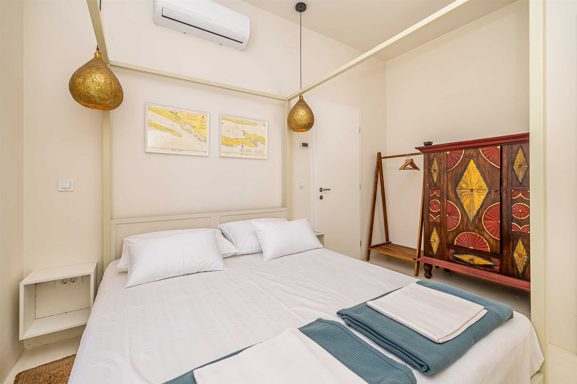 Villa MENTA IV with pool