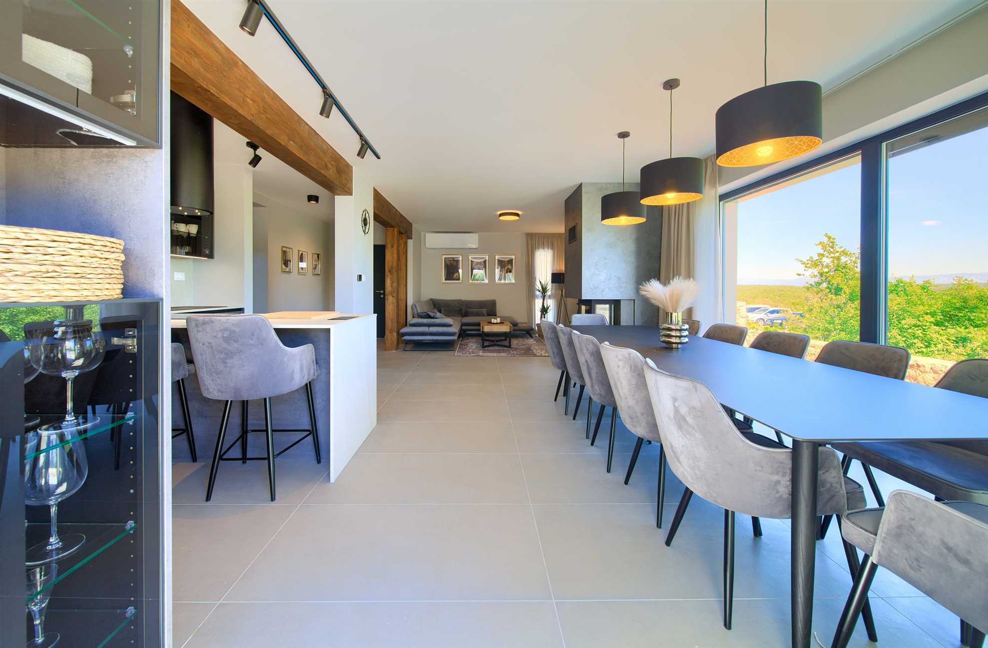 Vila ASTRUM s grijanim unutarnjim i vanjskim bazenom, jacuzzijem i saunom