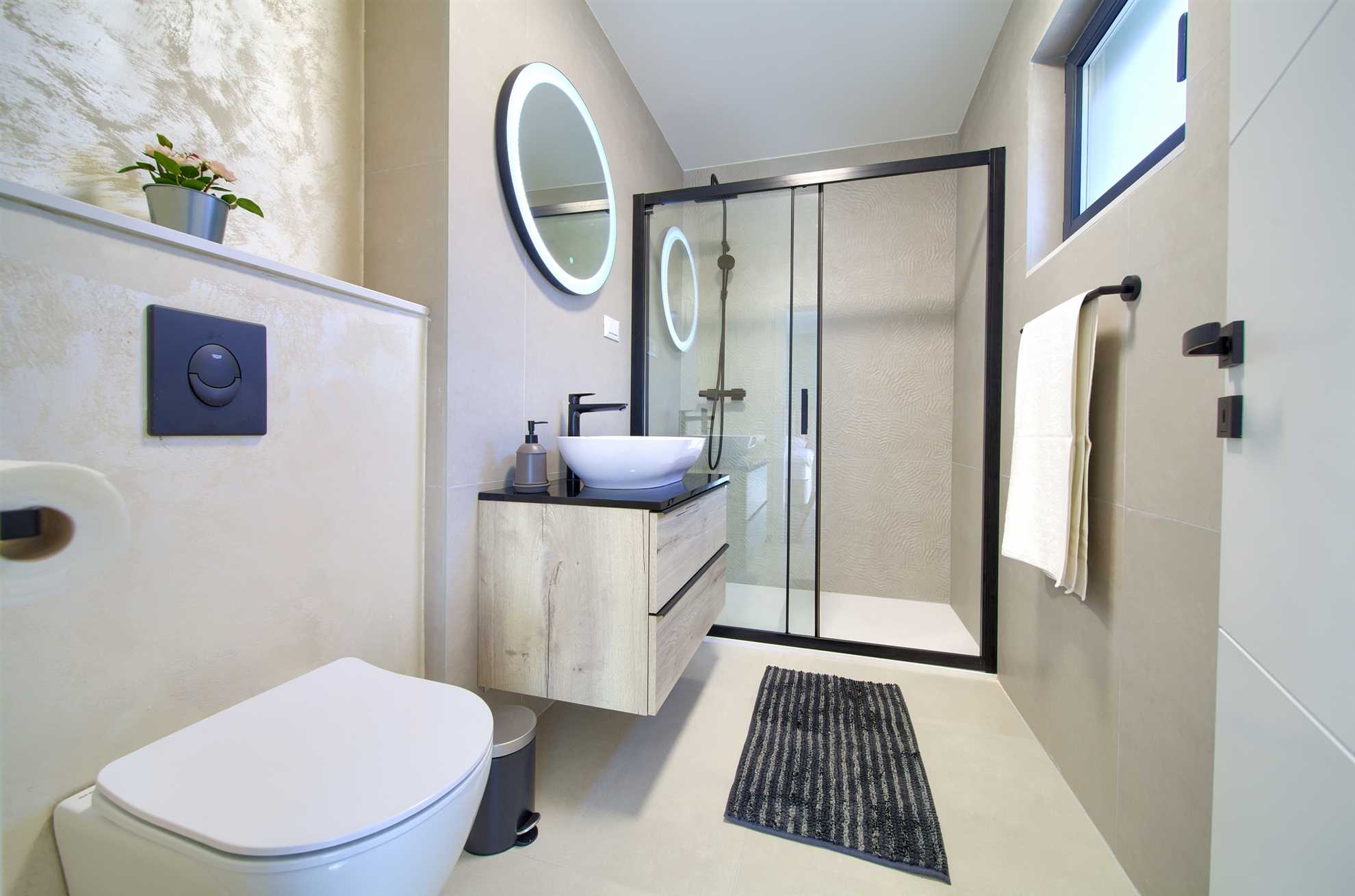 Vila ASTRUM s grijanim unutarnjim i vanjskim bazenom, jacuzzijem i saunom