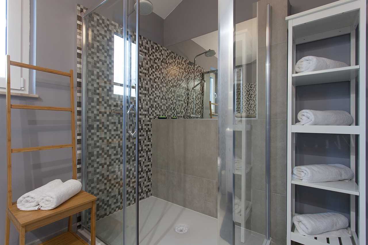 Prekrasna vila AURORA s privatnim bazenom, saunom i jacuzzijem