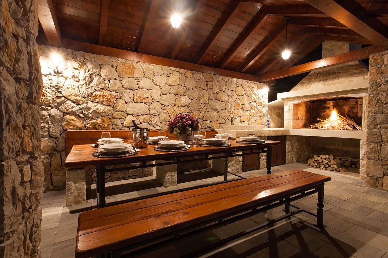 Prekrasna vila AURORA s privatnim bazenom, saunom i jacuzzijem