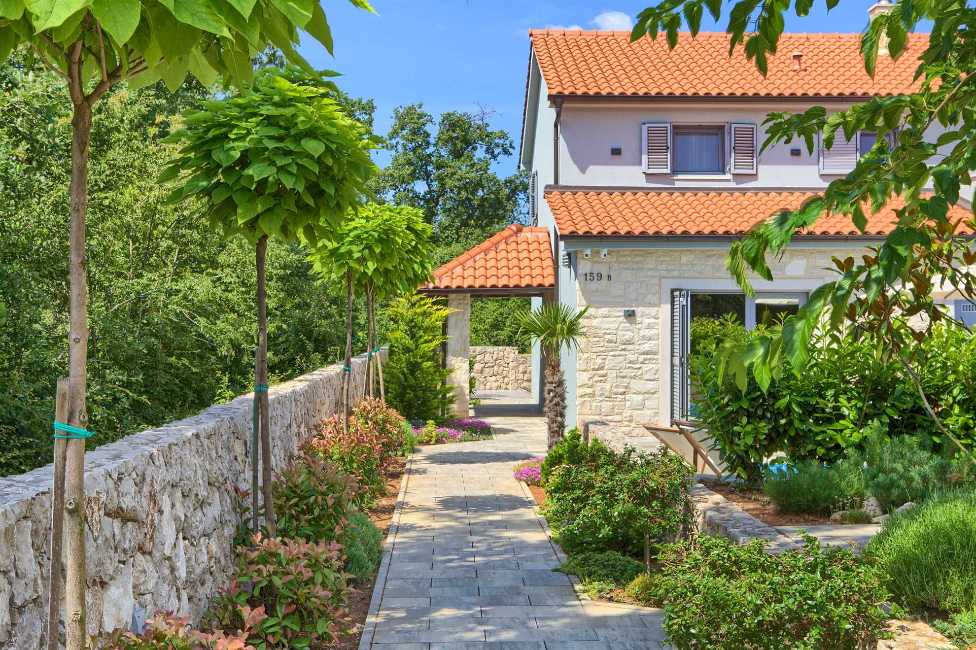 Prekrasna vila AURORA s privatnim bazenom, saunom i jacuzzijem