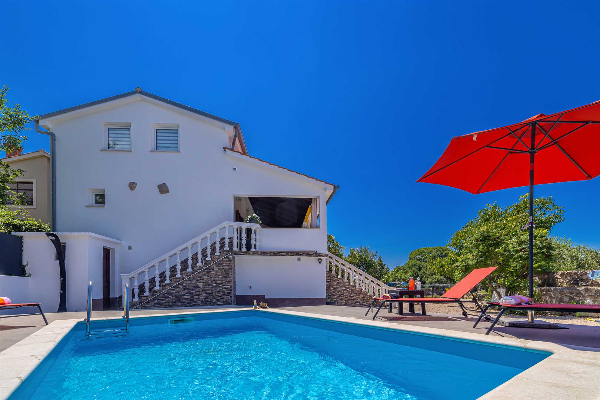 Ferienhaus CHARMING mit privatem Pool