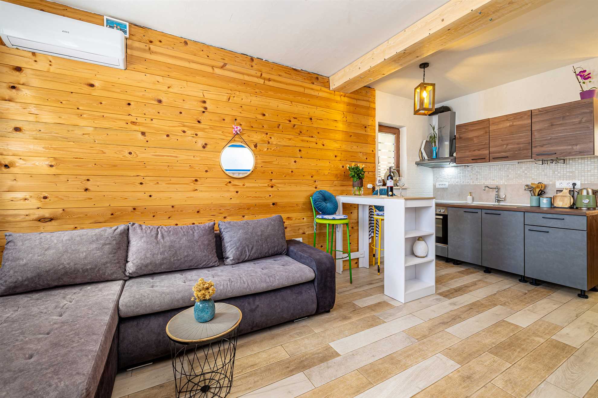 Cozy holiday home SEAFRONT II