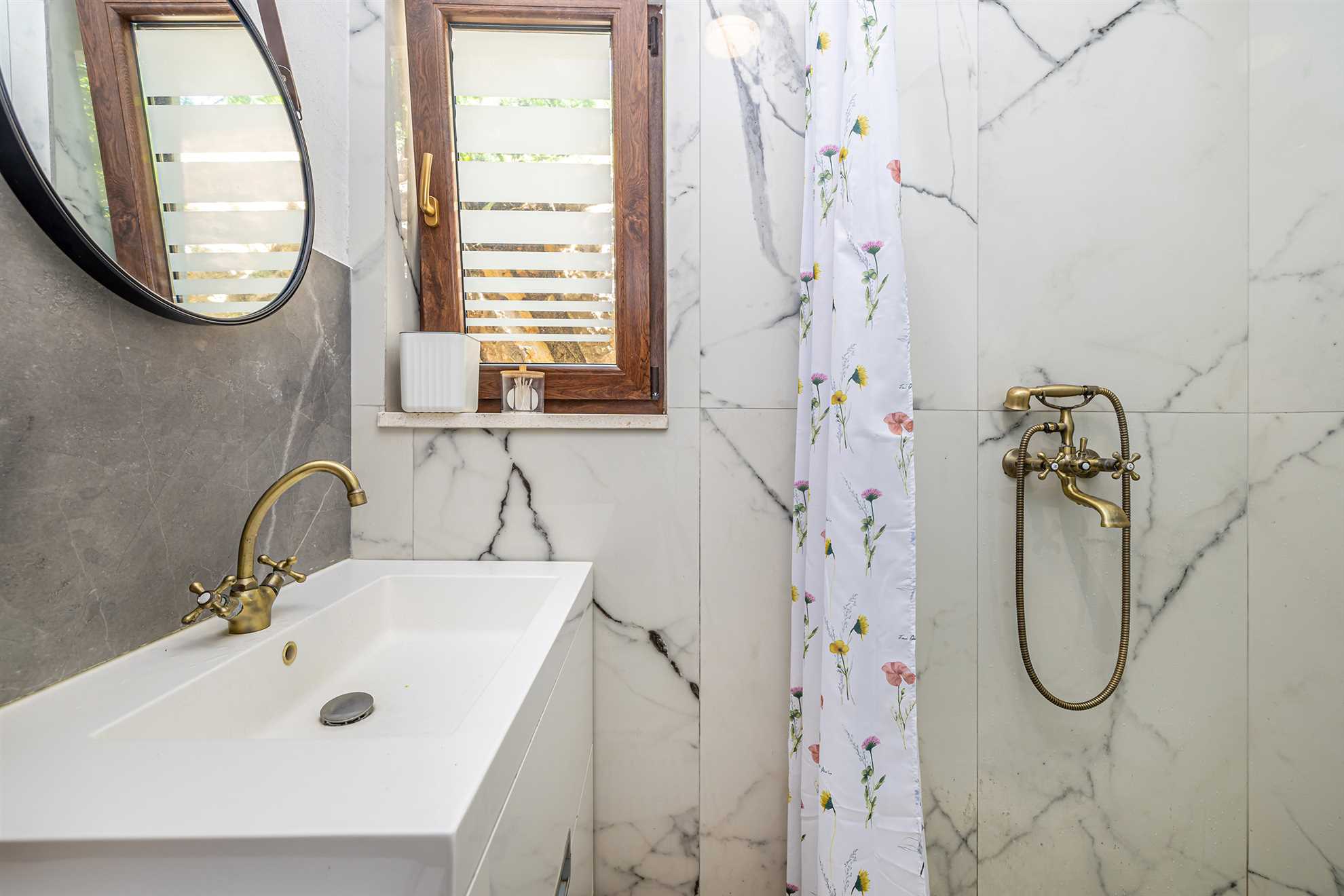 Cozy holiday home SEAFRONT II