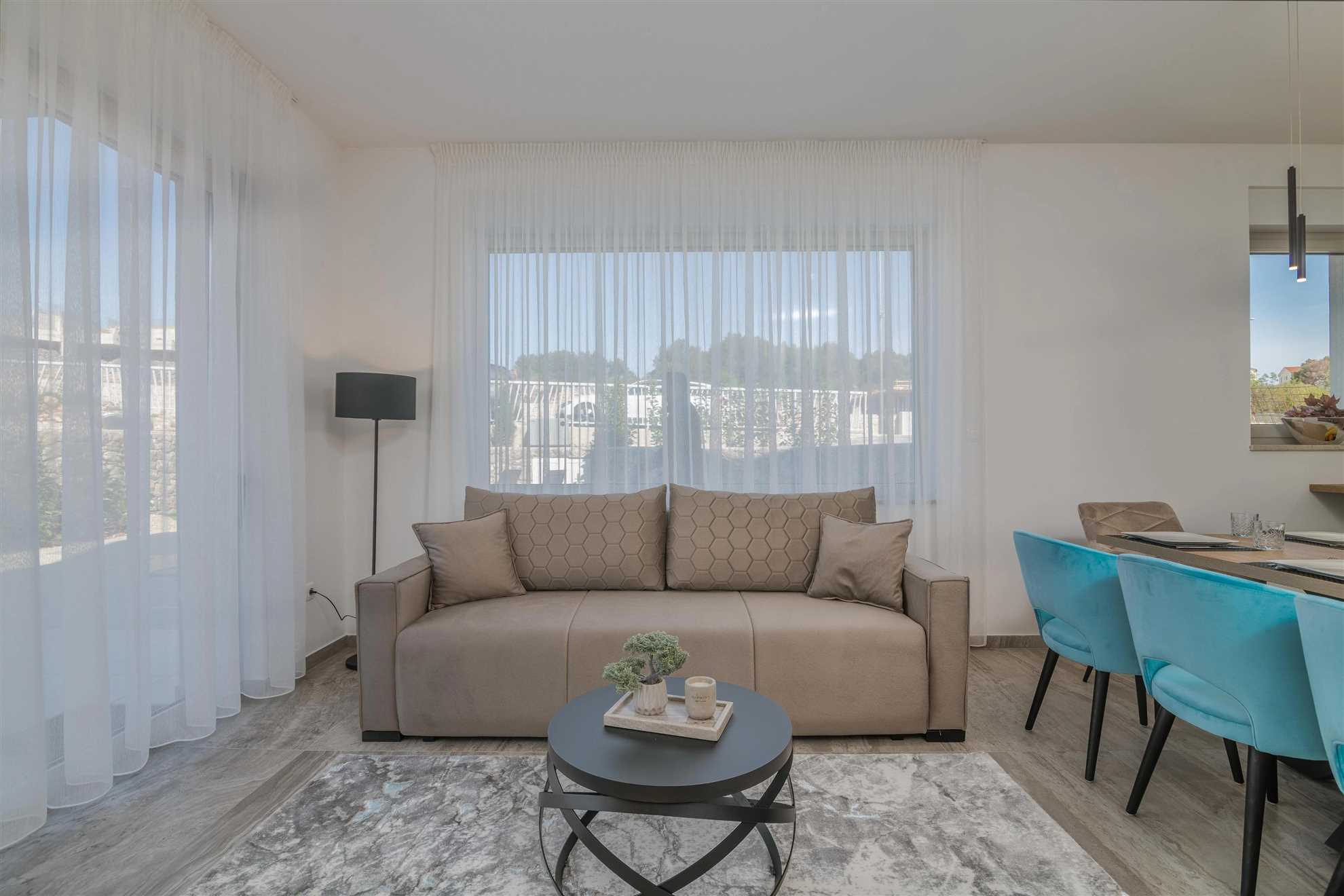 Villa DIVINA with heated pool