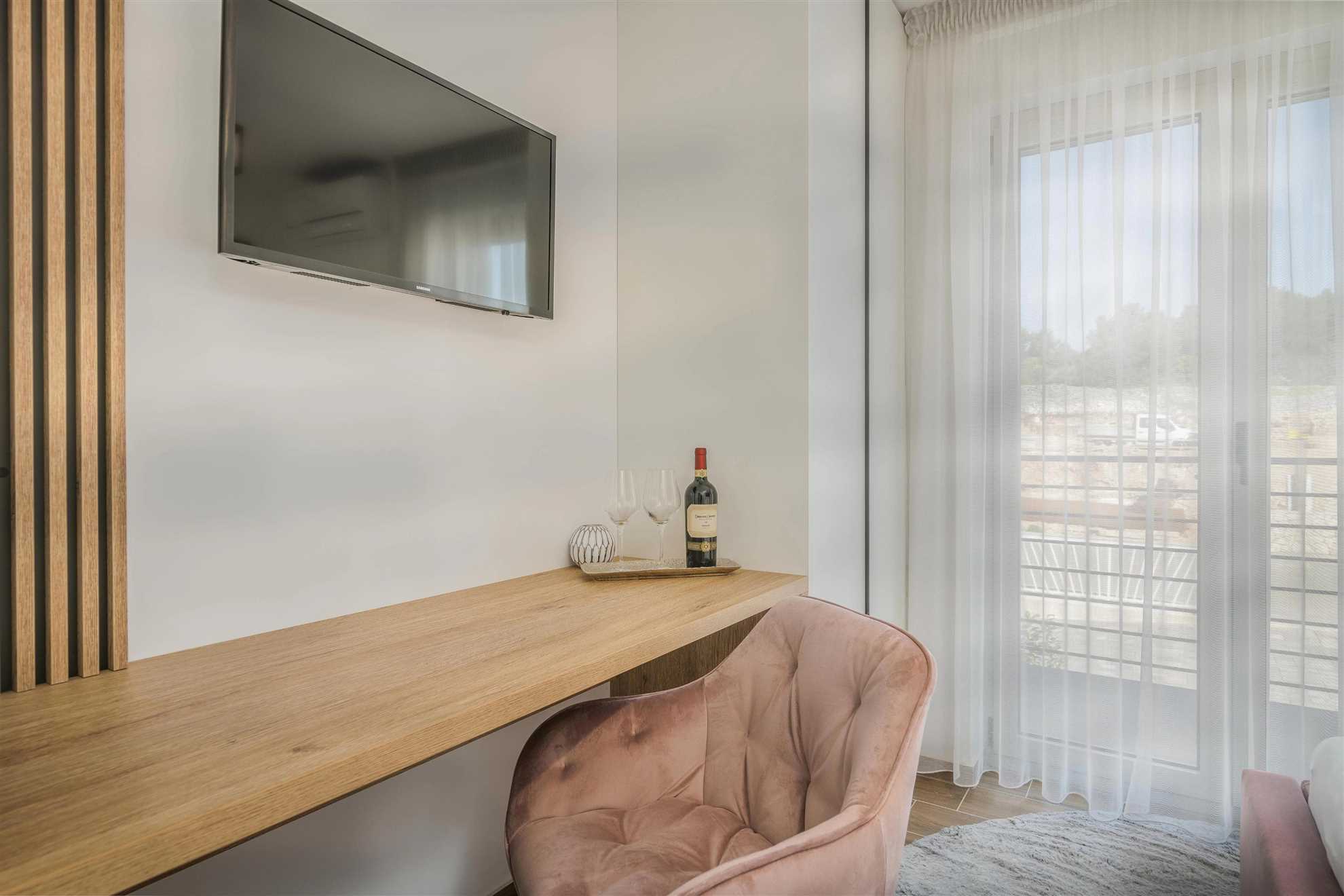 Villa DIVINA with heated pool