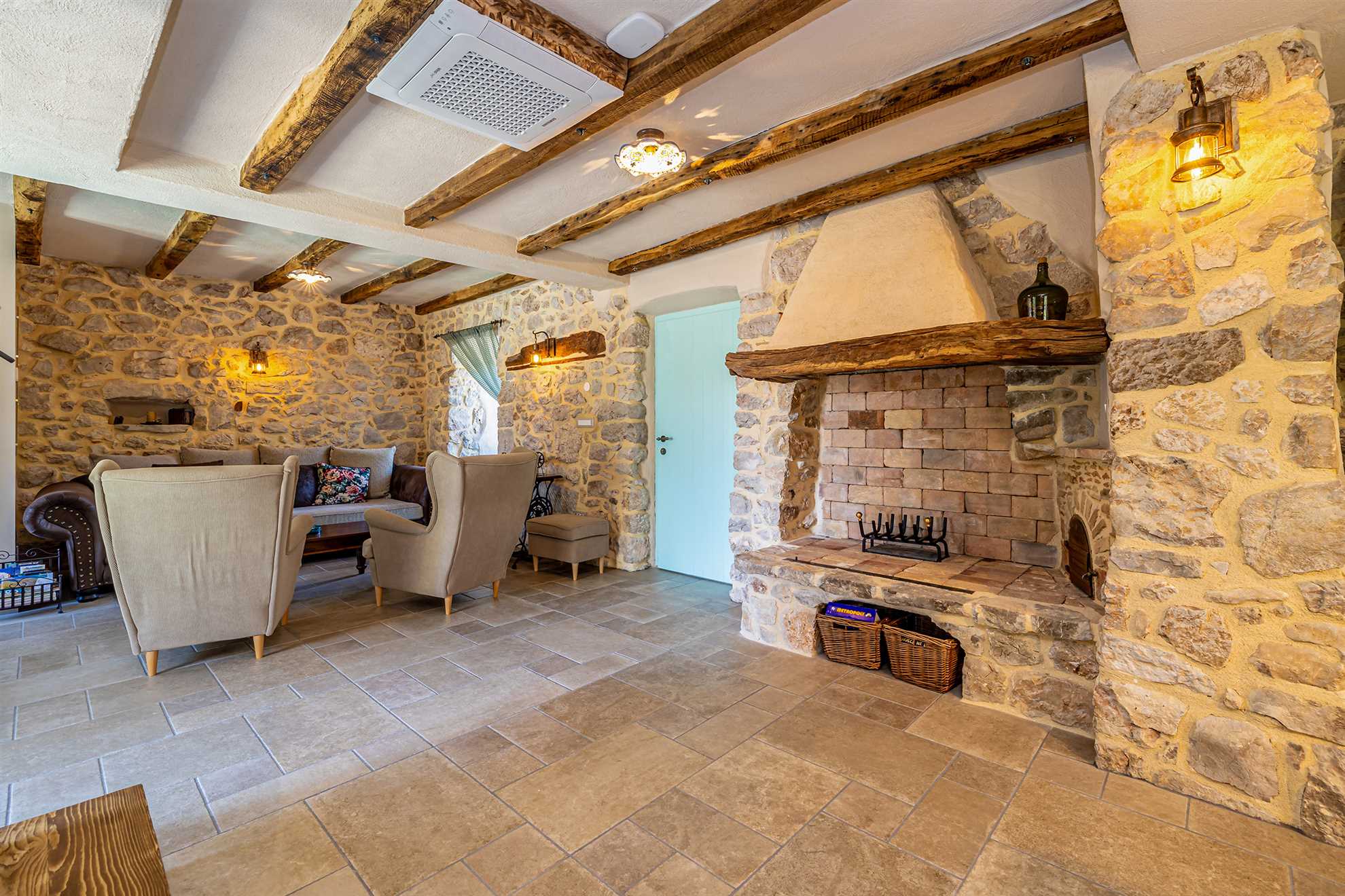 Villa MAVRA con piscina privata