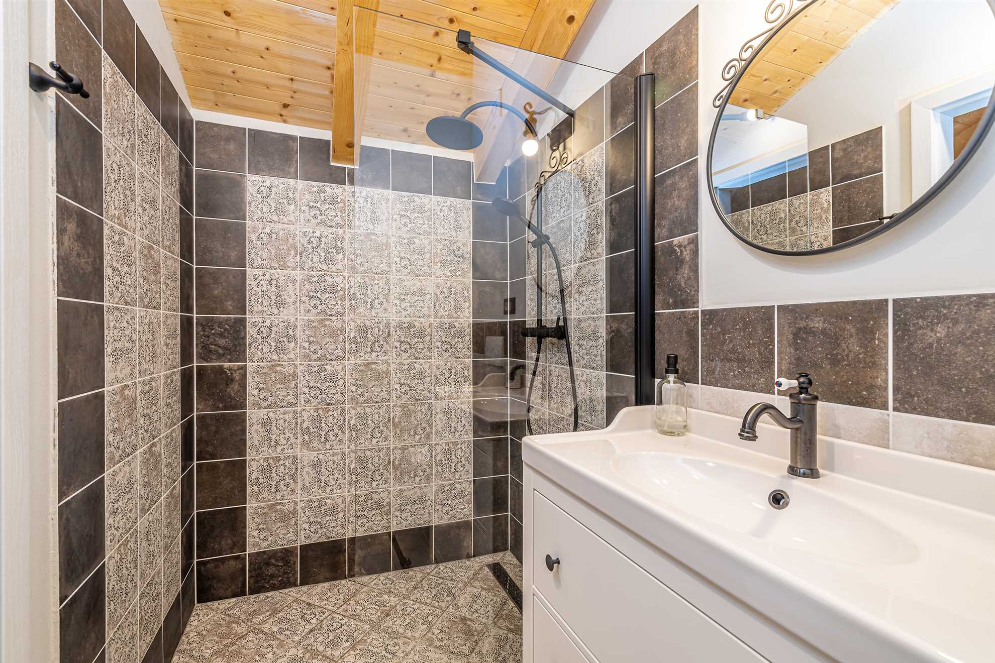 Villa MAVRA con piscina privata