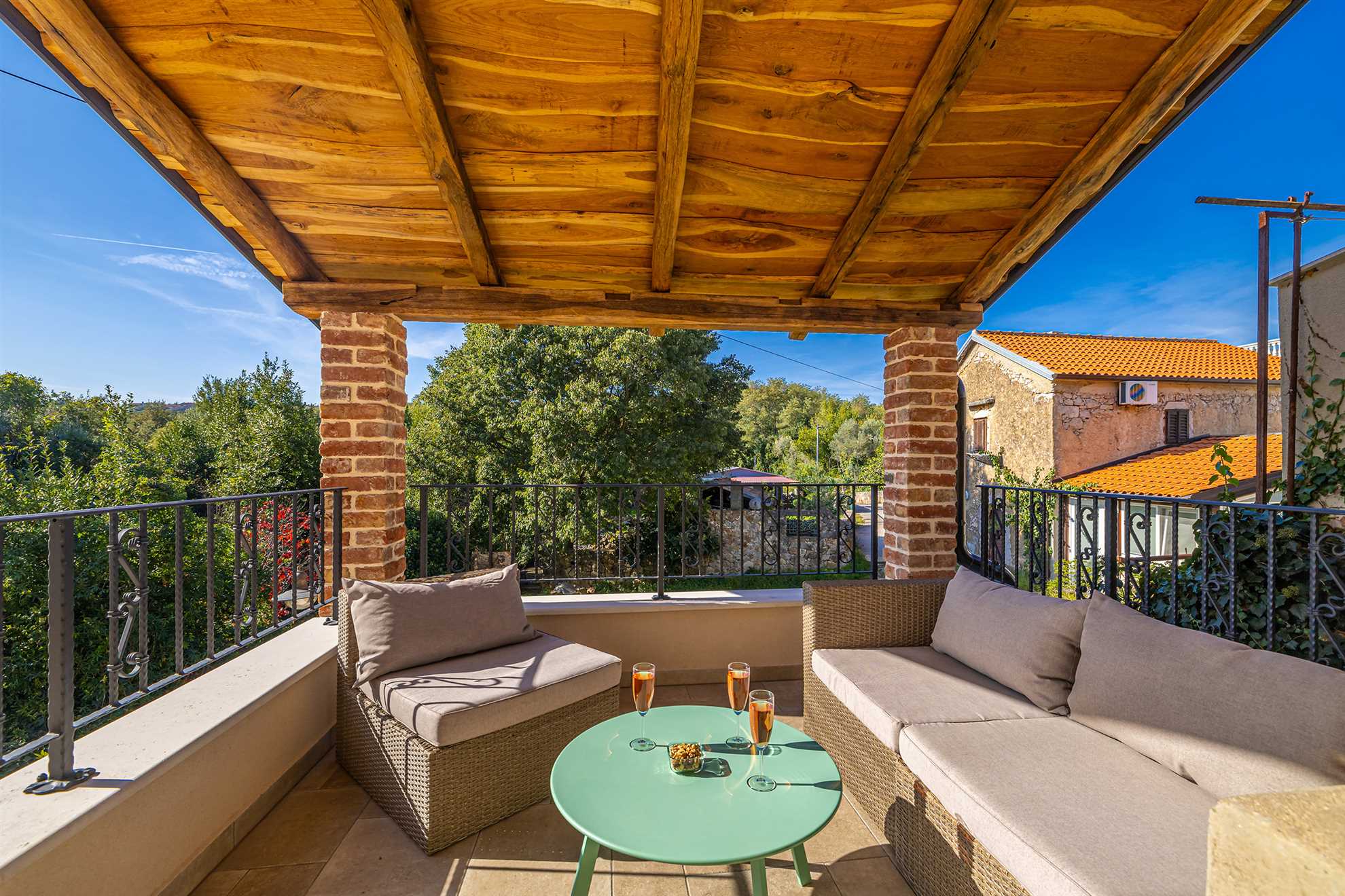 Villa MAVRA con piscina privata