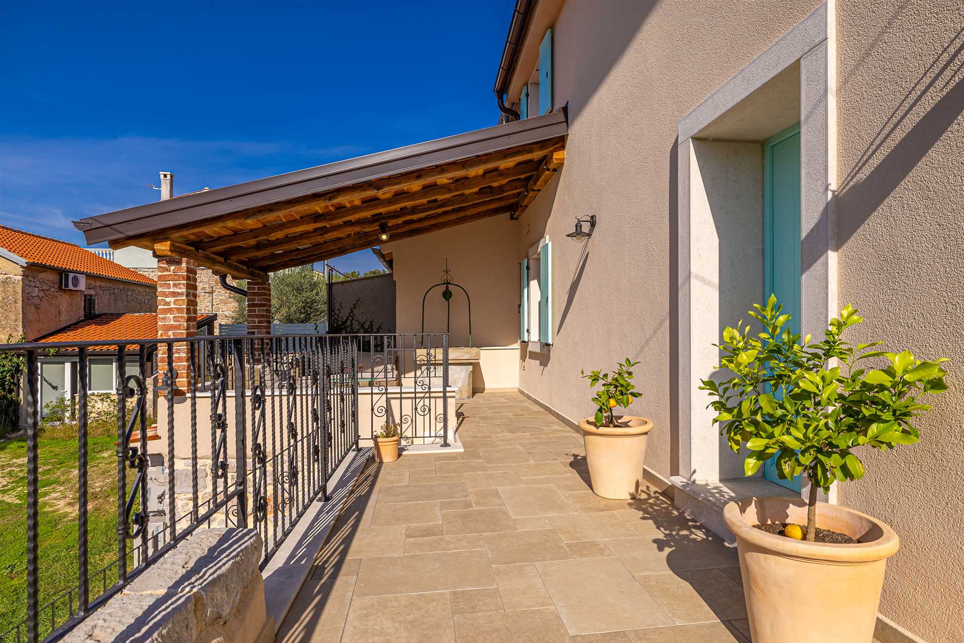 Villa MAVRA con piscina privata