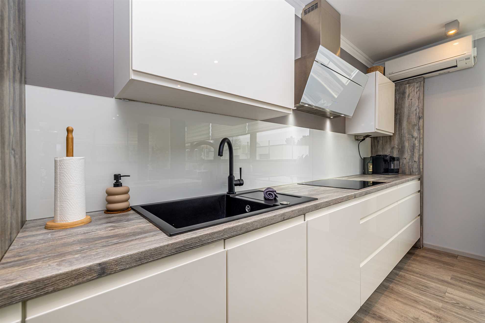 Holiday apartment AQUAVISTA with private pool