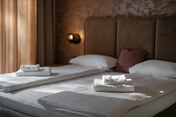 Private-Pool Villa in Kras for 8 Guests