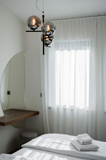 Private-Pool Villa in Kras for 8 Guests