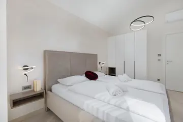 4-Bedroom Villa in Kras with Private Pool