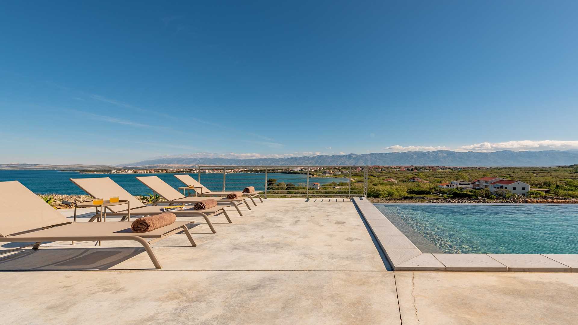 Quintina Residence