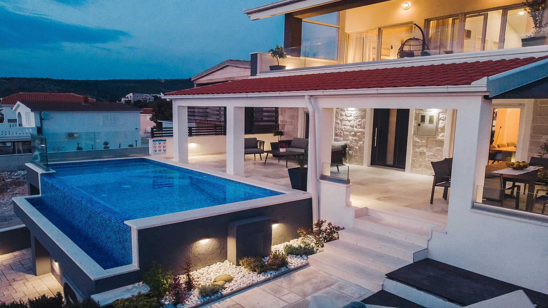 Villa Miracle