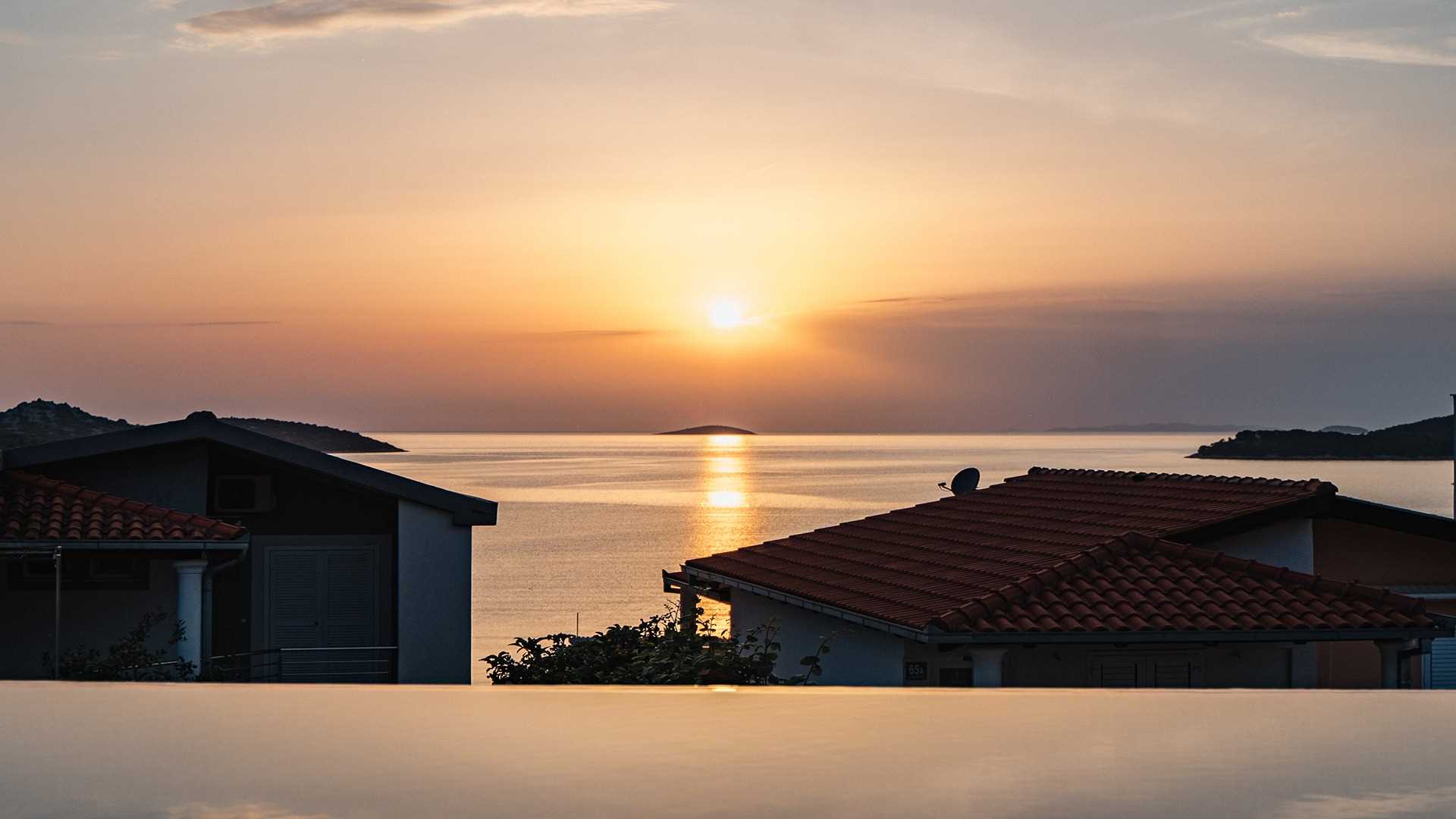 Villa Miracle