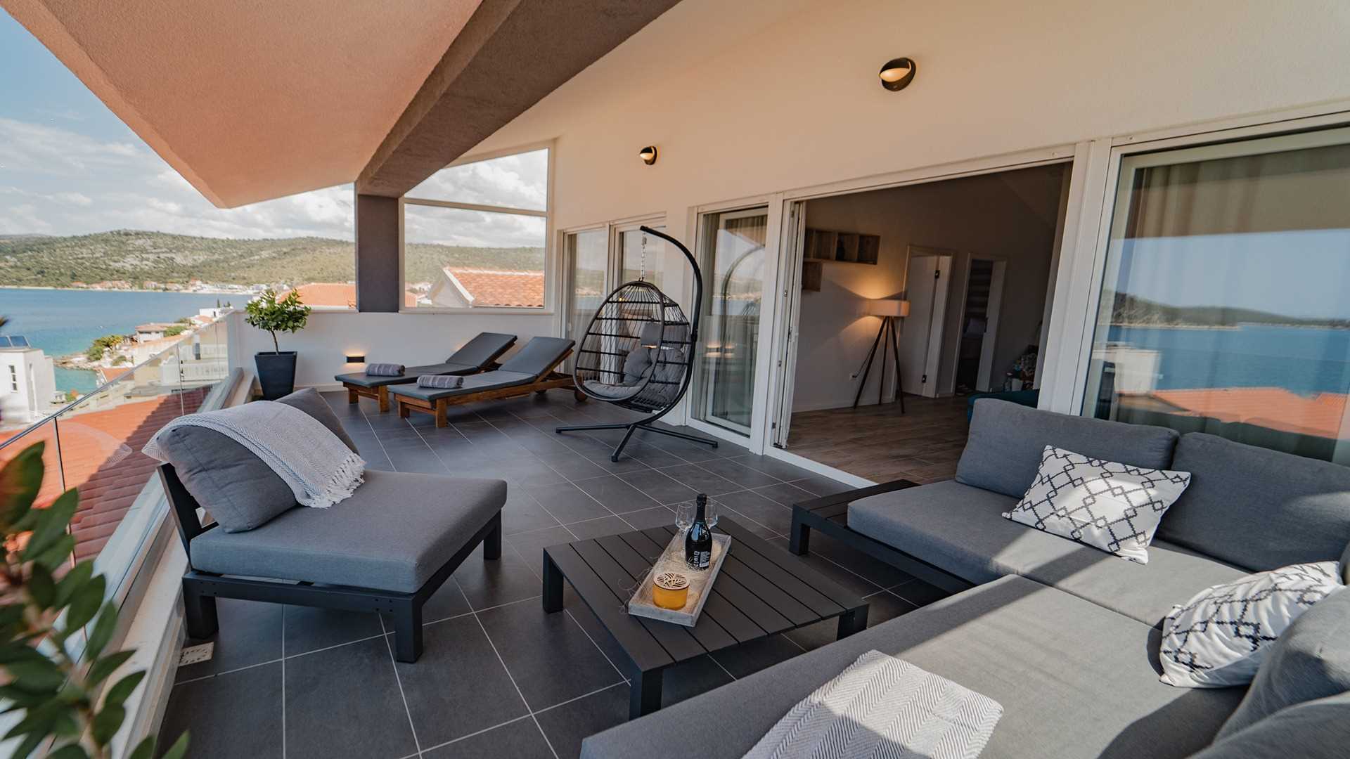 Villa Miracle